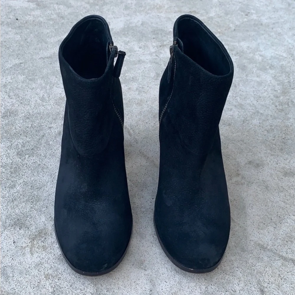 Cole Haan Women's Cassidy Black Nubuck Nike Air Ankle Heel Boot Size 8